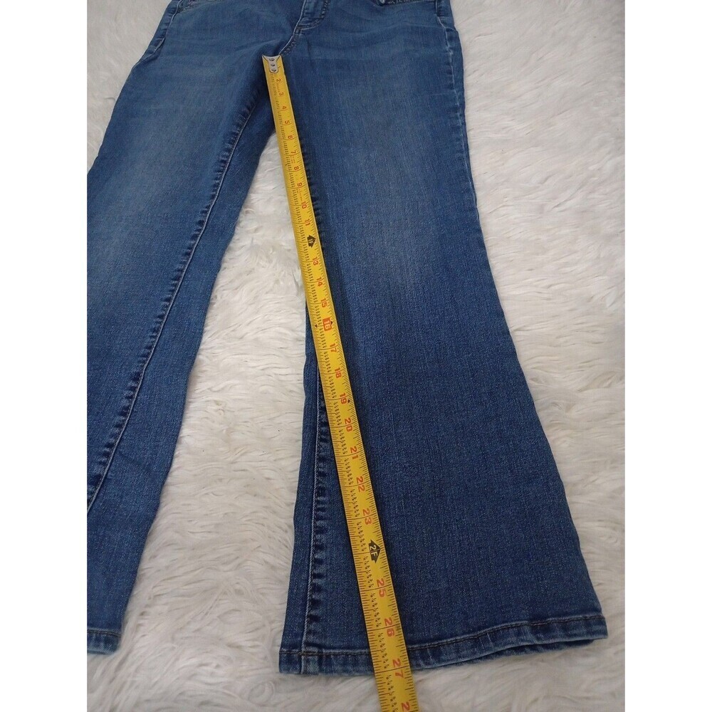 St. John's Bay Woman's Petite Bootcut Leg Light Blue Wash Mid-Rise Jean Sz 10P - Picture 5 of 11